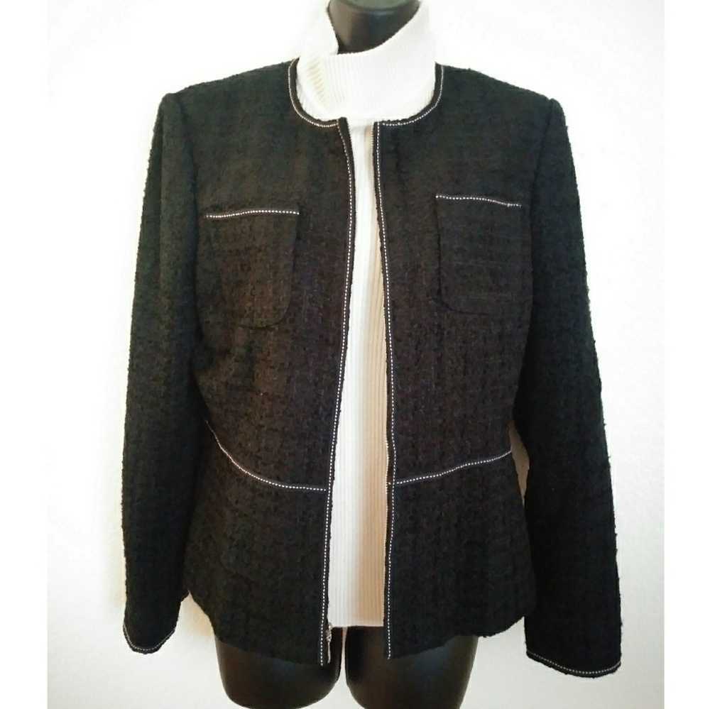 🌵3 for 15🌵blazer with turtleneck blouse